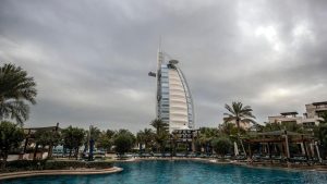 الإمارات.. طقس غير مستقر غداً مع فرصة لسقوط أمطار مختلفة الغزارة