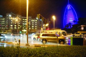 نصائح وإرشادات من بلدية دبي عند هطول الأمطار وهبوب الرياح