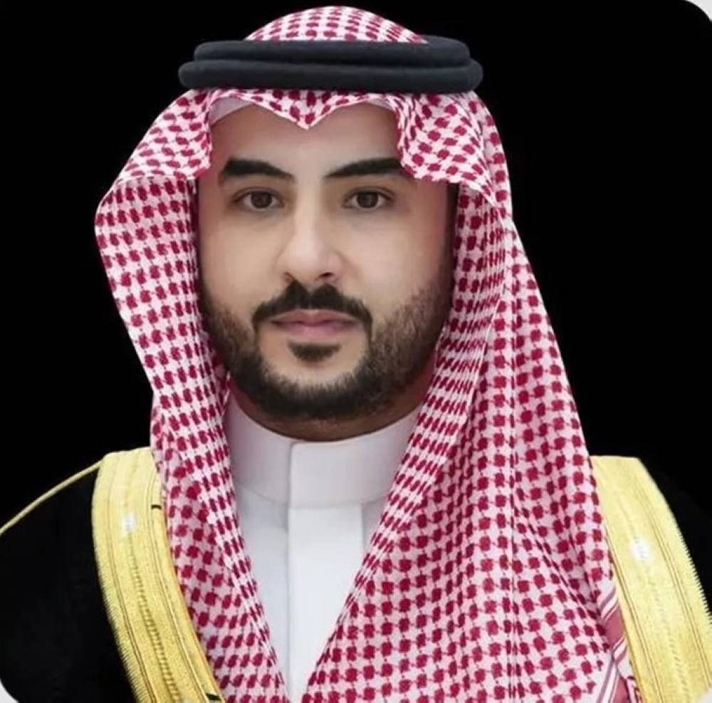 وزير الدفاع ونظيره البريطاني يبحثان تطورات التصعيد العسكري في المنطقة