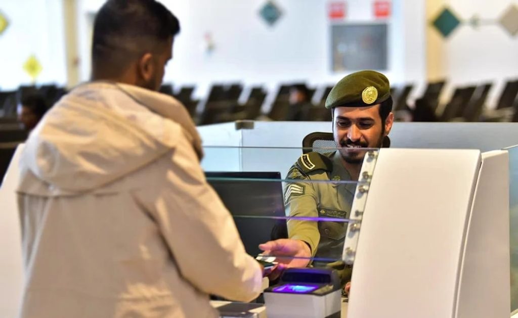 هل يمكن إصدار جواز سفر في ظل وجود مخالفات؟.. الجوازات تجيب
