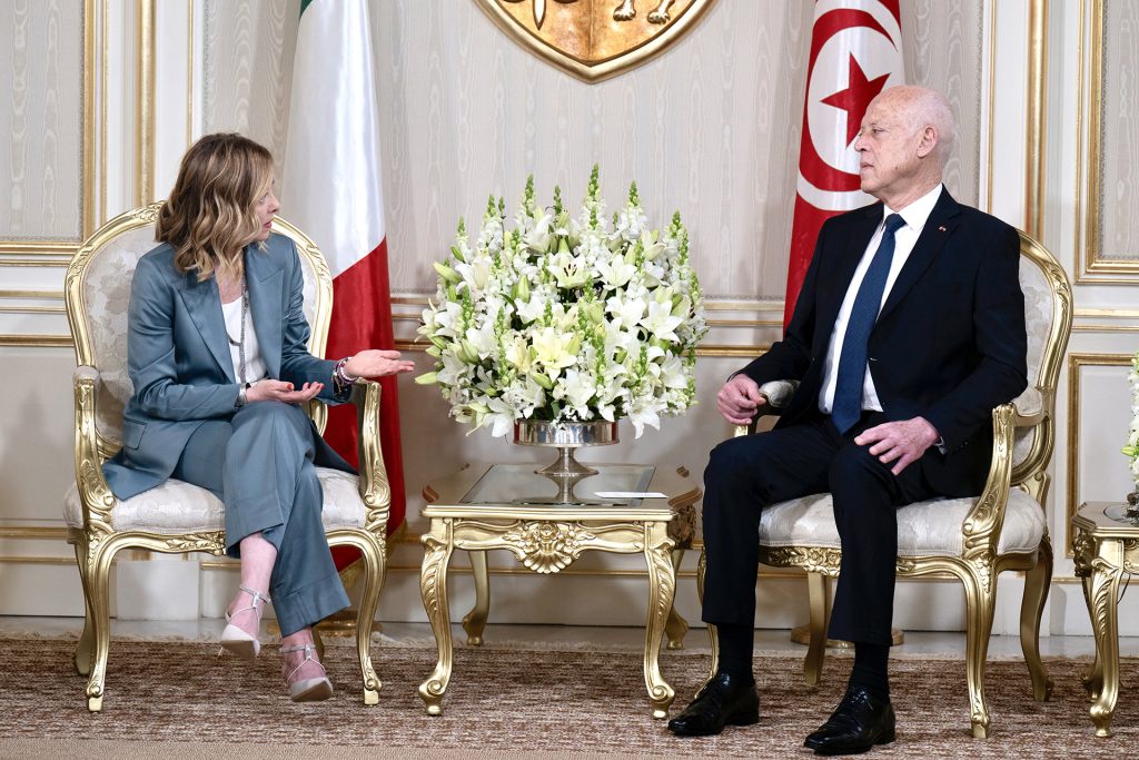 صحيفة إيطالية: طائرات عسكرية روسية بتونس تقلق إيطاليا والأميركيين