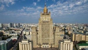 بعد تصريحات لماكرون بإرسال قوات لأوكرانيا.. روسيا تستدعي سفيري فرنسا وبريطانيا