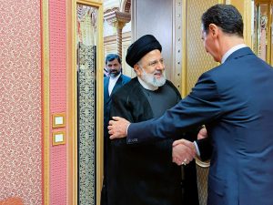 صحيفة روسية: هل حقا تشتبه إيران في تواطؤ الأسد مع الغرب؟