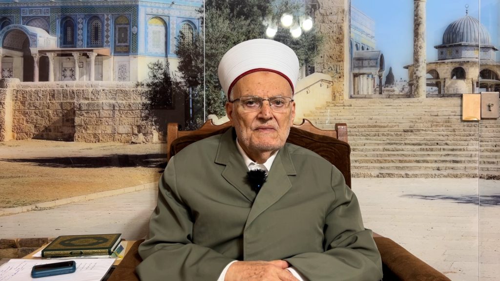 الشيخ عكرمة صبري يدعو للاقتصار على الشعائر الدينية خلال عيد الأضحى