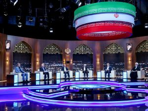 رئاسيات إيران.. الإصلاحي بزشكيان يتقدم في استطلاعات الرأي