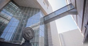 موازنة العراق تحت الضغط.. تأثير الدَّين على الرواتب وبرامج الحكومة