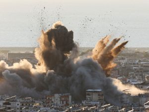هل تخاطر إسرائيل بحرب إقليمية شاملة؟