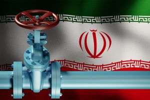 نيويورك تايمز تحذر من صدمة بإمدادات النفط.. الرابحون والخاسرون