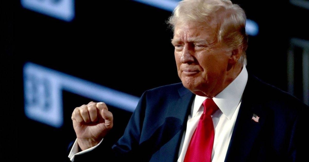 لكسب أصوات المترددين.. ترمب وهاريس في «ميلووكي»