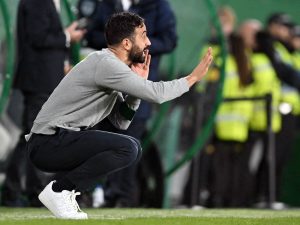كواليس مفاوضات تعيين البرتغالي أموريم مدربا لمانشستر يونايتد