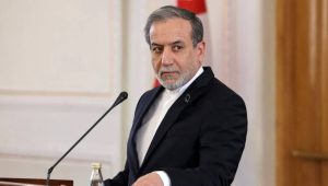وزير الخارجية الإيراني: نواصل محادثاتنا مع أمريكا بحسن نية