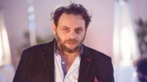 انتقد سحب العضوية.. مخرج سوري: قرارات نقابة الفنانين غير قانونية