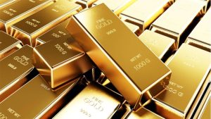 تراجع الذهب لليوم الرابع متأثراً بإلغاء تعريفات ترمب