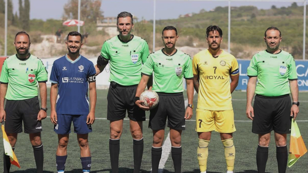 طعن لاعب بسكين في مباراة بالدوري اللبناني