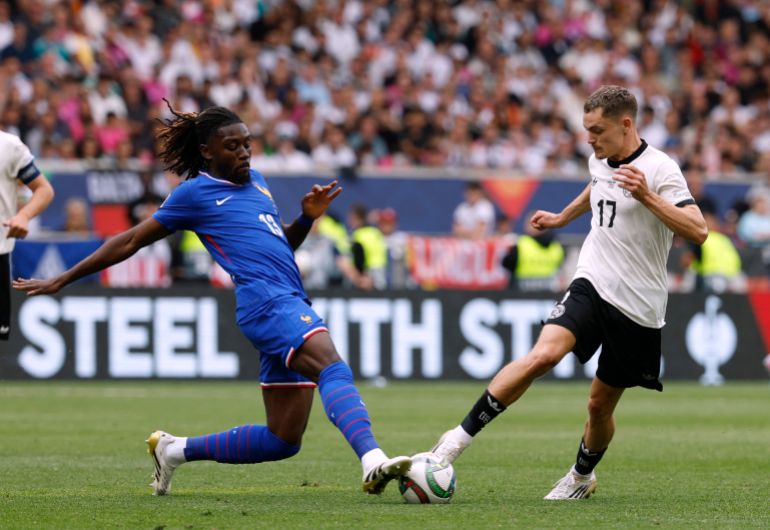 فرنسا مانو كون في العمل مع فلوريان ألمانيا ويرتز
