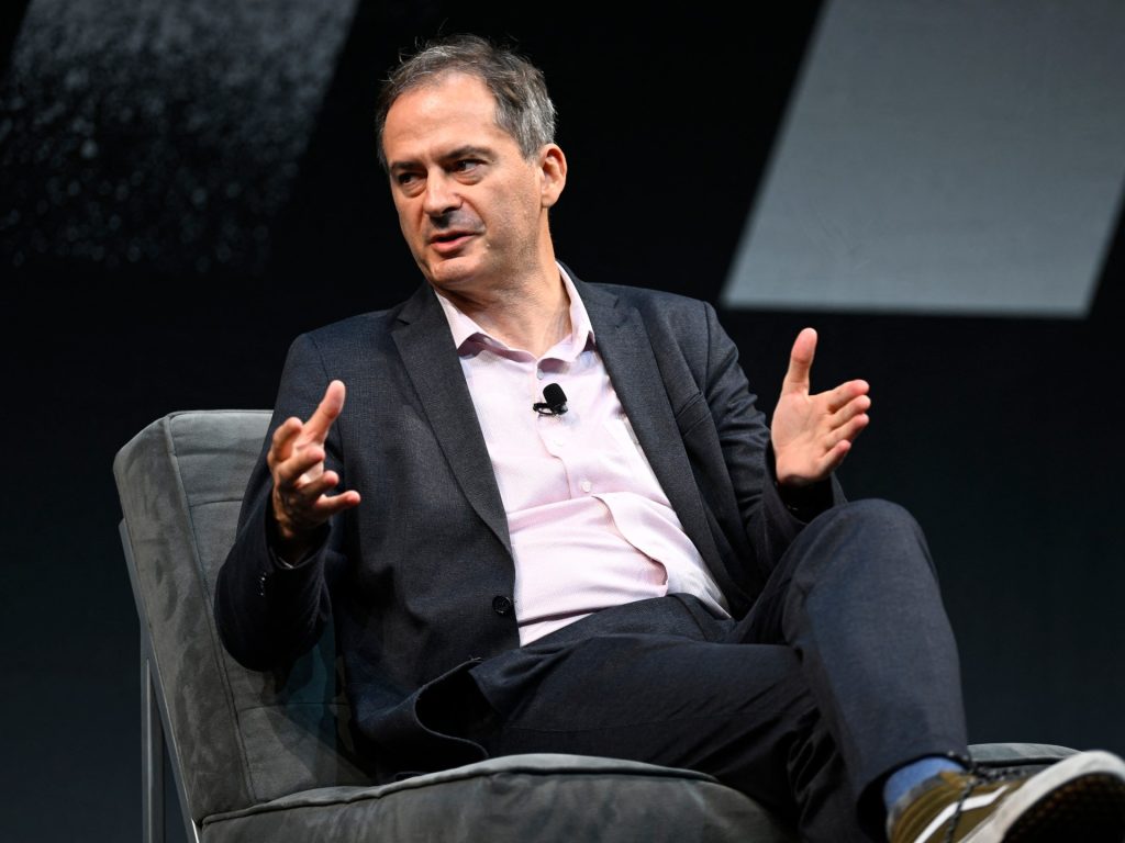 كاتب روسي: هذا هو الرجل الذي لم يستطع بوتين قتله