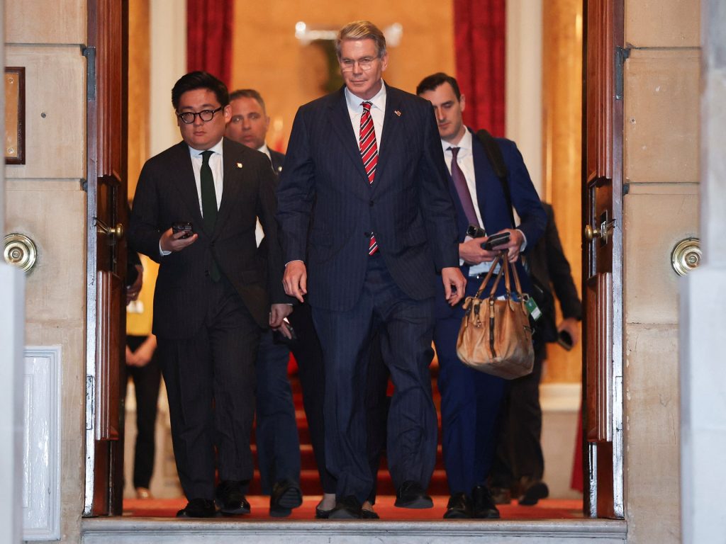 واشنطن وبكين تتفقان على “إطار عام” في محادثاتهما التجارية بلندن