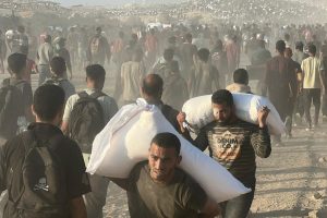 طريق الغزيين إلى زيكيم.. الداخل مفقود والعائد مولود