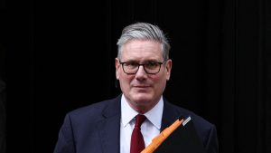 “معاناة لا يمكن الدفاع عنها”.. ستارمر يعلن محادثات أوروبية “طارئة” حول غزة | أخبار