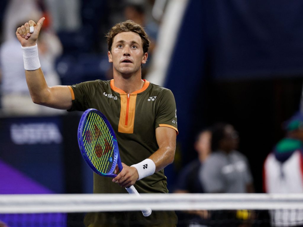 لاعب يشكو من انتشار رائحة الماريغوانا في بطولة أميركا للتنس