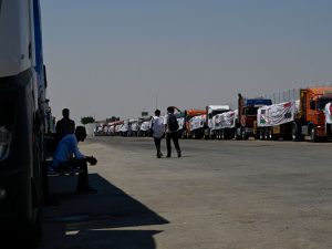 إسرائيل تعيق شاحنات المساعدات لغزة وقائمة “الممنوعات” طويلة | أخبار