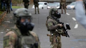 ترامب يأمر بنشر الحرس الوطني في شيكاغو.. وقاضية تمنعه من إرسال القوات إلى بورتلاند