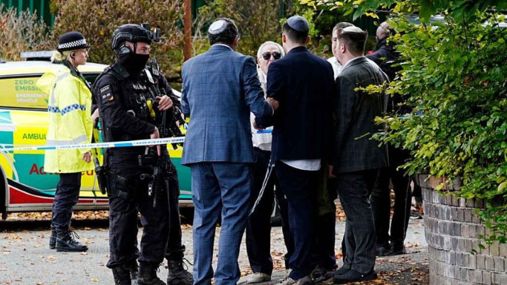 هجوم مانشستر.. هل سقط أحد الضحايا برصاص الشرطة البريطانية؟