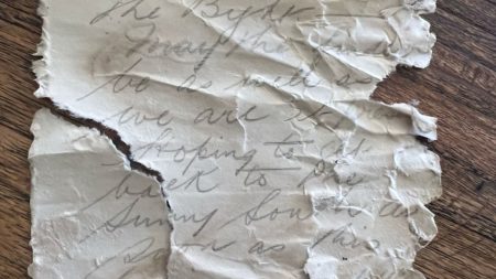 بعد أكثر من مئة عام.. العثور على زجاجة تحمل رسائل جنود أستراليين من الحرب العالمية الأولى