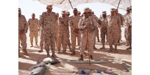 رئيس الأركان زار لواء «الشهيد المدرع 35»: رفع الكفاءة والجاهزية القتالية بالتدريب المستمر