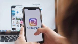 «إنستغرام» تمنح مفاتيحها للمستخدمين