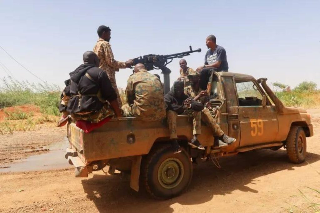 مضادات الجيش السوداني تتصدى لمسيرات الدعم السريع في الأبيض