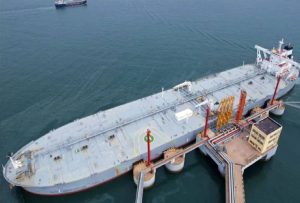 كيف تتحايل الصين وإيران على العقوبات الأمريكية؟