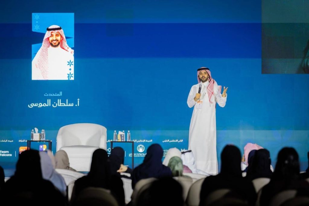 رواية «بنت الرسول» تفتح الحوار بين الموسى وجمهور «كتاب الرياض»