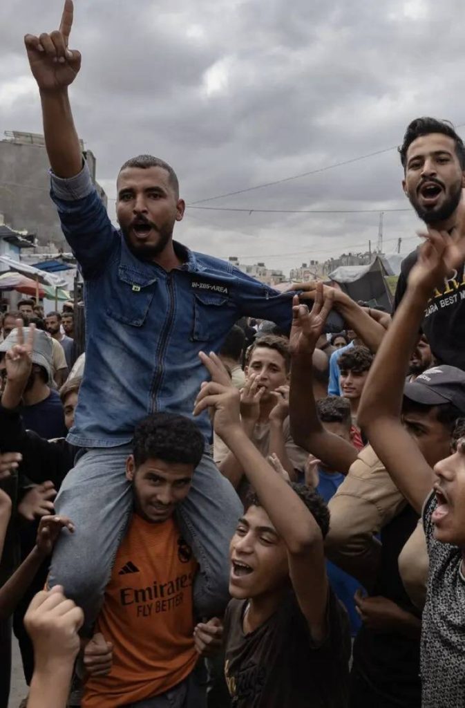 رغم دخول الاتفاق حيز التنفيذ.. إسرائيل تقطع الطريق بين شمال وجنوب غزة