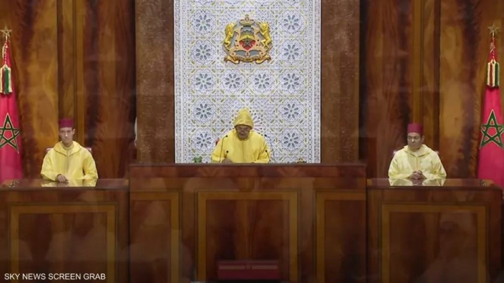 العاهل المغربي: ننتظر وتيرة أسرع للنهوض بالتعليم والصحة