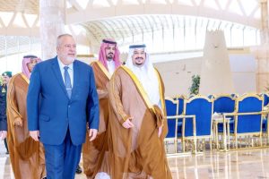رئيسا وزراء فلسطين وكوبا يصلان إلى الرياض لحضور مؤتمر مبادرة مستقبل الاستثمار