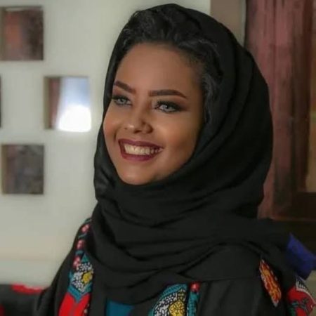 بعد 5 سنوات في السجن.. الحوثيون يطلقون سراح عارضة الأزياء انتصار الحمادي