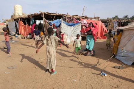 حاكم دارفور يطالب بحماية المدنيين.. واتهامات للدعم السريع بـ«تصفية» العشرات