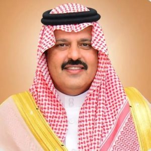 أمير حائل يقدّم واجب العزاء لأسرة الغرير في وفاة فقيدهم