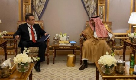 وزير الصناعة يبحث مع نائب وزير الطاقة الأمريكي تعزيز التعاون في قطاع المعادن الإستراتيجية