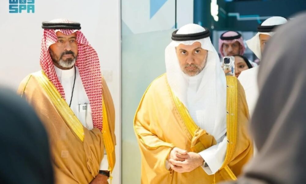 وزير الصحة يزور جناح سلامة المرضى بملتقى الصحة 2025