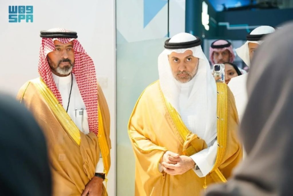 وزير الصحة يزور جناح المركز السعودي لسلامة المرضى في ملتقى الصحة العالمي 2025