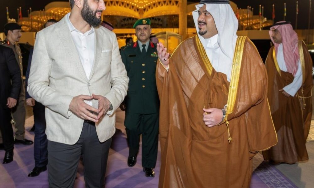 مغادرة الرئيس الشرع من الرياض: تفاصيل الزيارة والأهداف