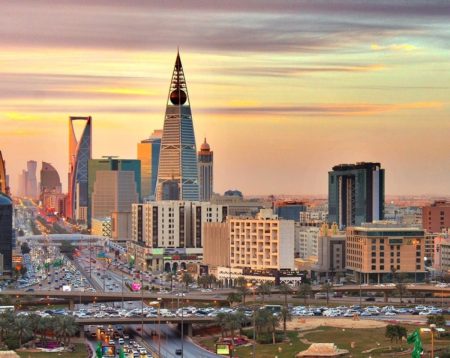 الاقتصاد السعودي يسجل أعلى نمو في 10 فصول