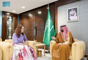 وزير الحرس الوطني يستقبل القائم بالأعمال في السفارة الأمريكية لدى المملكة