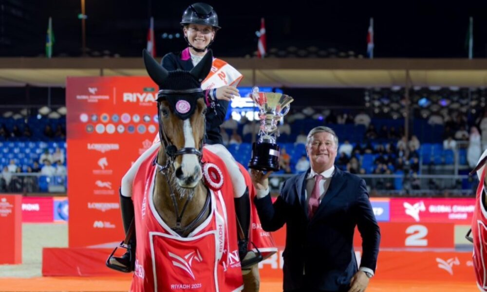 فالكنسفارد يونايتد يتوج بلقب دوري الأبطال العالمي