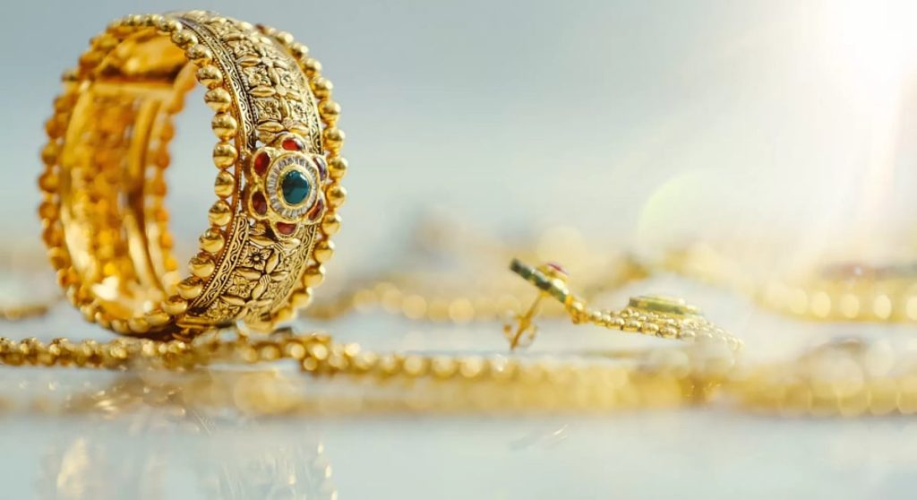 هل المجوهرات استثمار جيد؟.. مختصة توضح