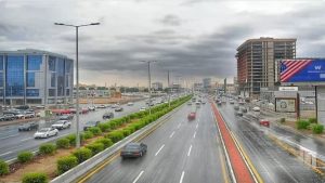 «الأرصاد» عن طقس السبت: أمطار رعدية ورياح مثيرة للأتربة على عدة مناطق