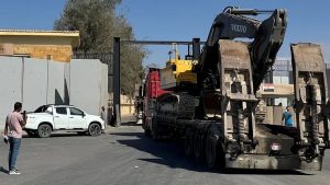 دخول معدات مصرية ثقيلة إضافية إلى قطاع غزة