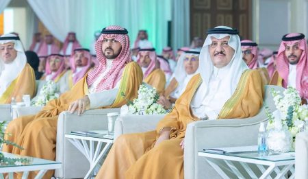 أمير المنطقة الشرقية يرعى "منتدى القطيف الاستثماري 2025"